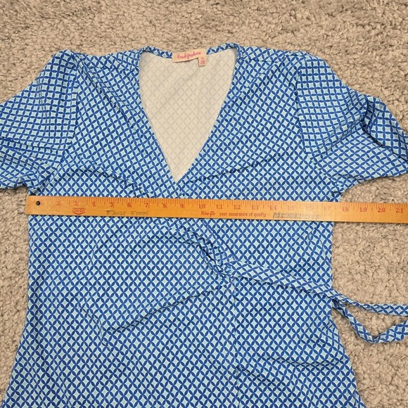 Fresh Produce Top Womens Large Blue Faux Wrap 3/4 Sleeve Stretch Cooling Beach - Picture 6 of 9